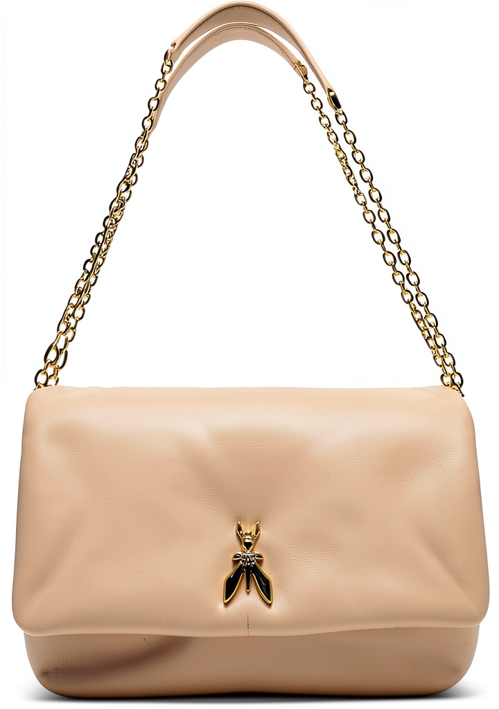 'Borsa Patrizia Pepe in pelle di capra beige su sfondo neutro'